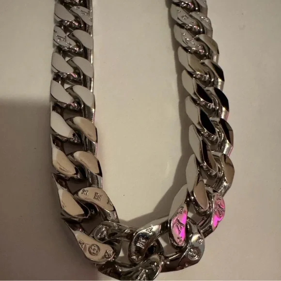 AUTHENTIC LOUIS VUITTON LV 18 CHAIN LINK CUBAN NECKLACE VIRGIL ABLOH MEN MP2770
